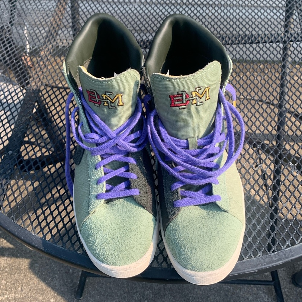 Converse (BHM) men size 10